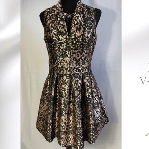 VINCE CAMUTO METALLIC JACQUARD DRESS Size 8 NEW WITH TAG! - Picture 3 of 8